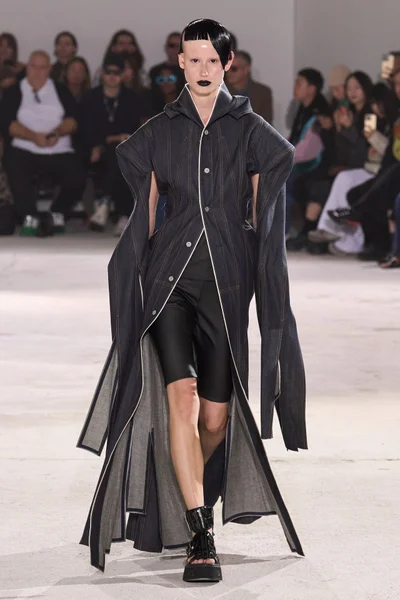 Look 33